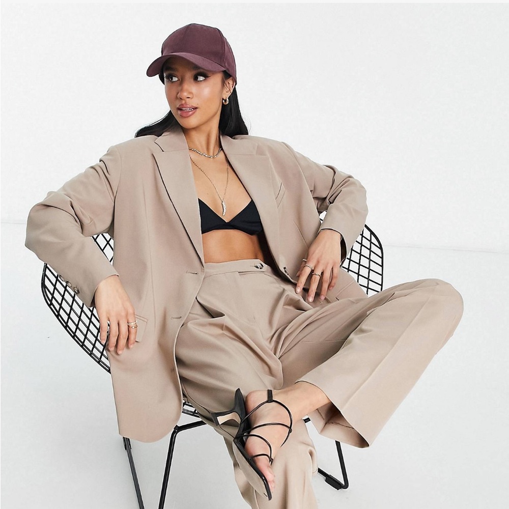 NWT Topshop Petite Fashion Menzy Blazer in Taupe